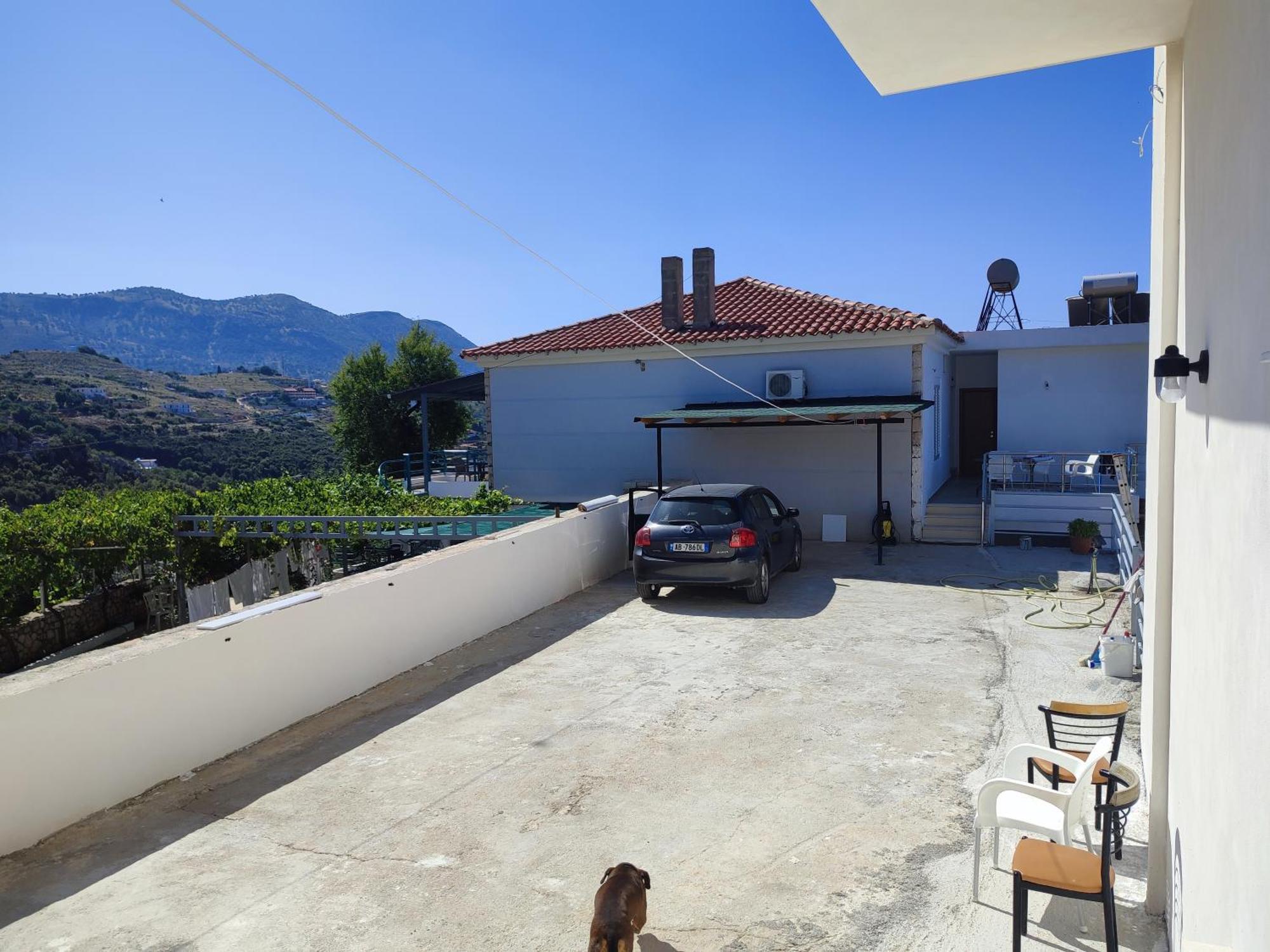 Petros Rooms Himare Exterior photo