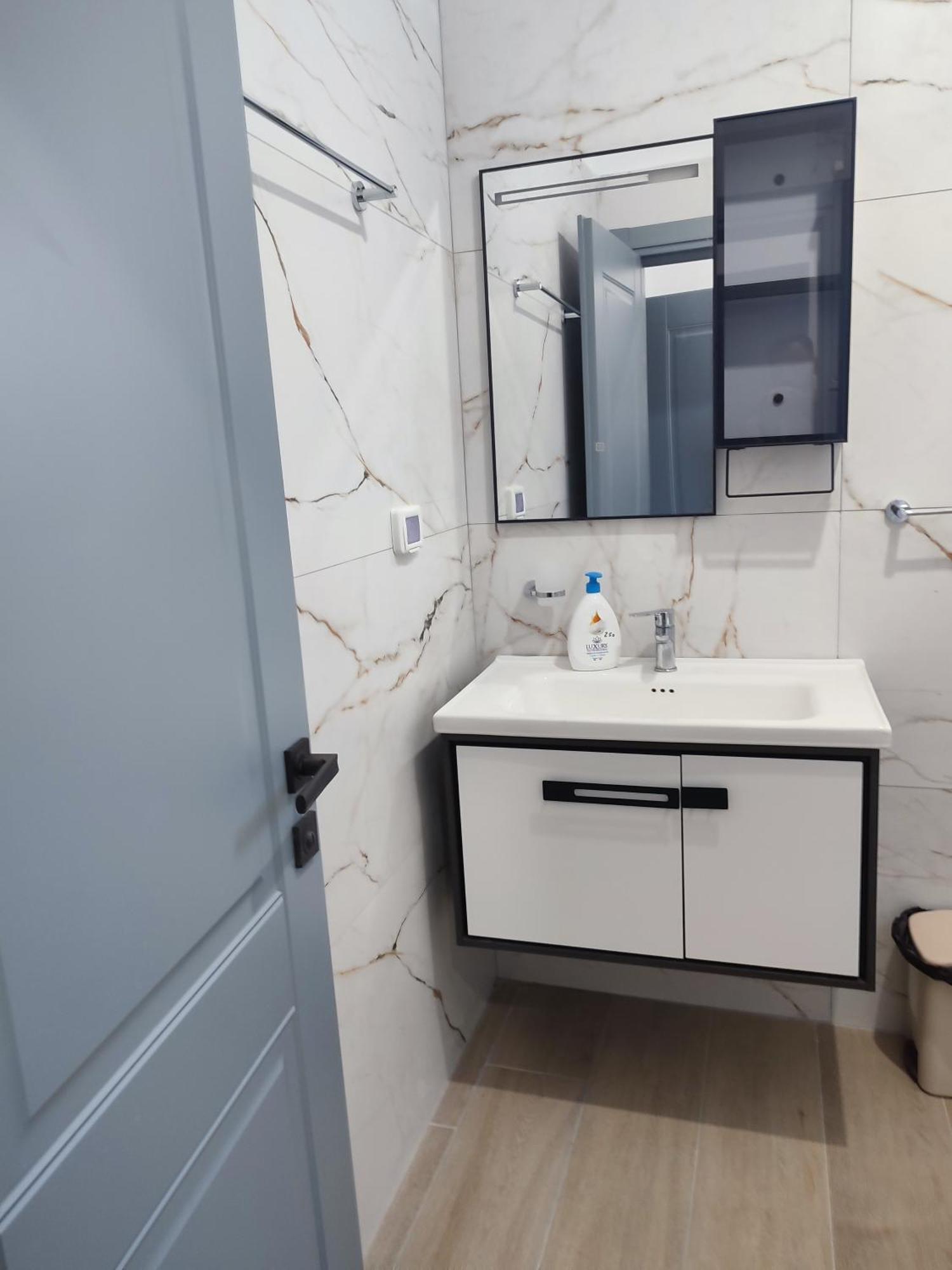 Petros Rooms Himare Room photo